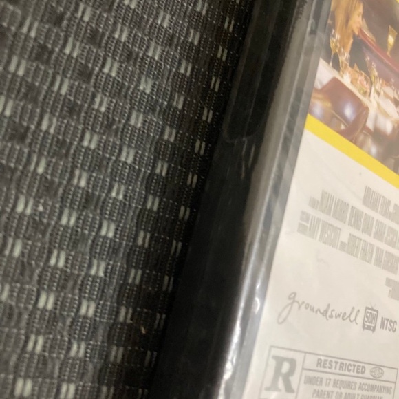 Smart People     DVD - Picture 4 of 4